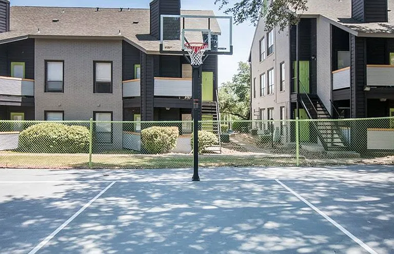 The Henry B Apartments — Photo 21