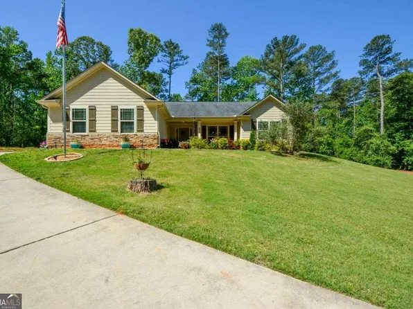 894 Happy Valley Cir, Newnan, GA 30263