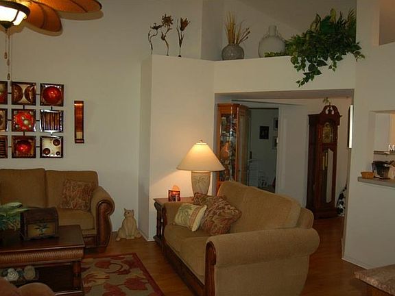 5th image of 8223 Westmont Terrace Dr