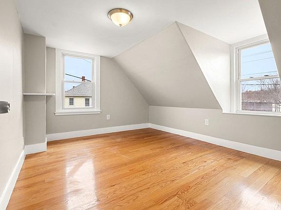 2nd image of 200 Quincy Ave #C