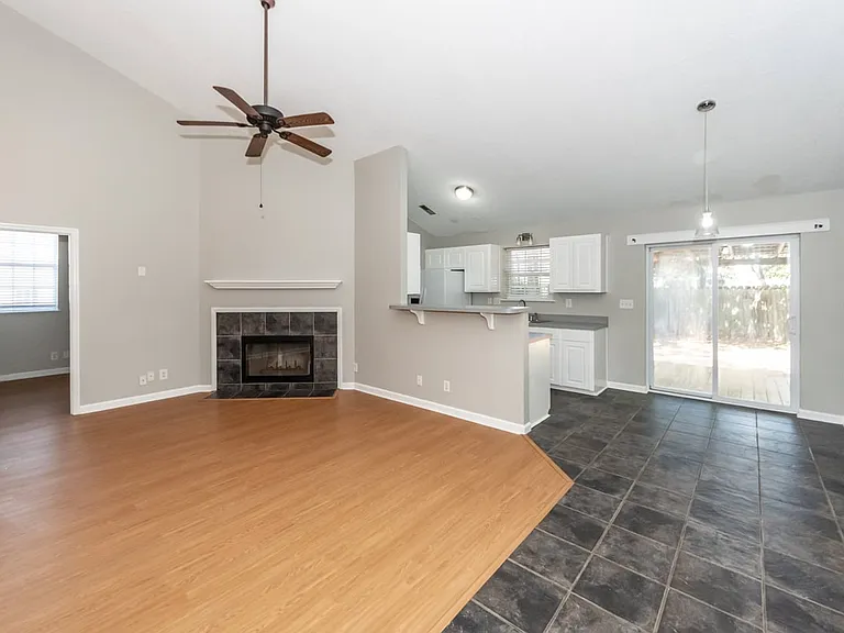 1441 Swamp Angel Ct — Photo 13