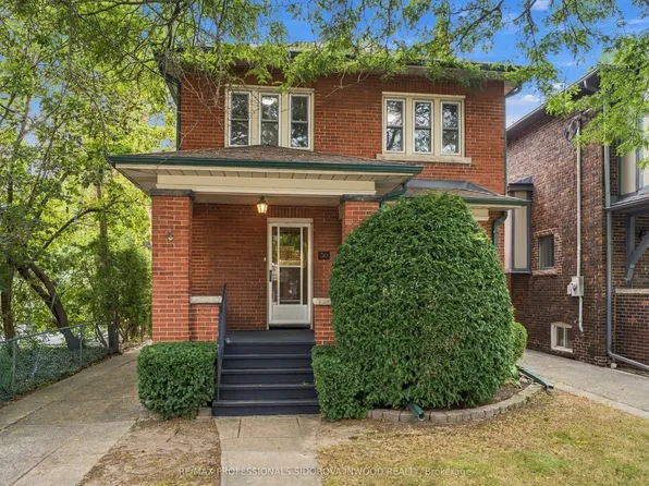 30 Brumell Ave, Toronto, ON M6S 4G5
