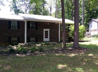 9913 Coluzzi Dr, Knoxville, TN 37923