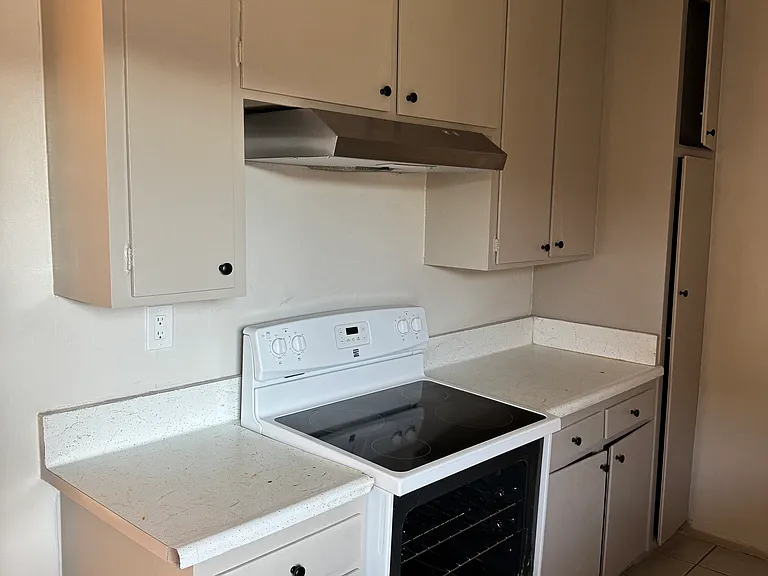 8335 Willis Ave — Photo 9