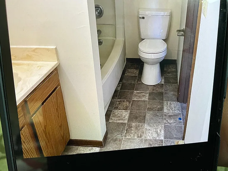 794 Kentwood Dr #1 — Photo 8