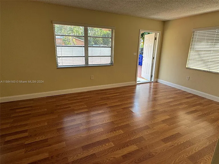 4263 NW 3rd St — Photo 11