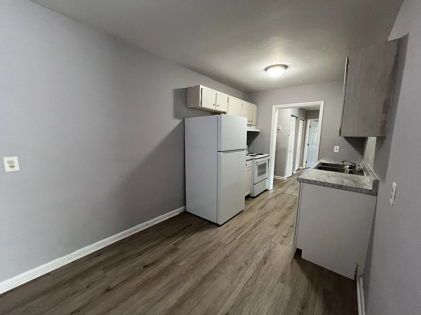 905 Neal Ave — Photo 4