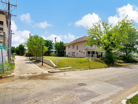 1201HurleyAvenue-7.jpg