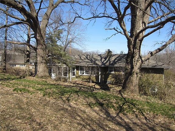 5th image of 2211 W 103rd St