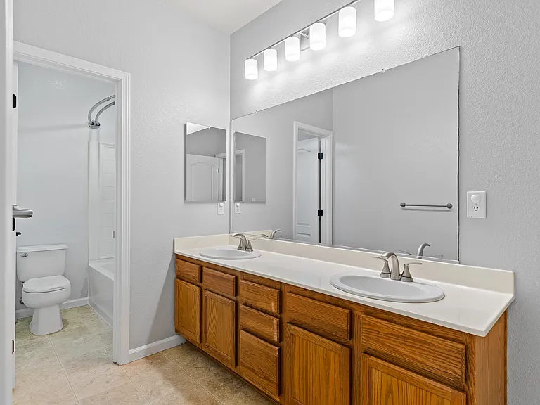 3927 Hidden Grove Ln — Photo 33