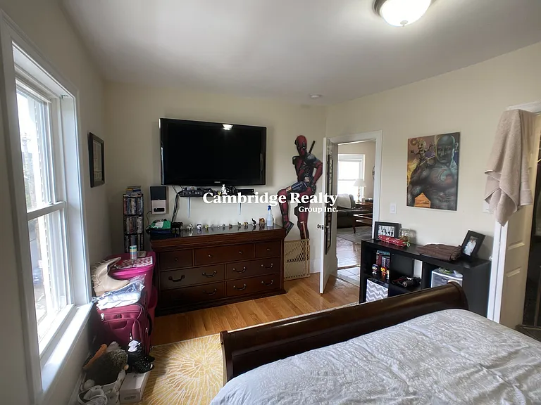 24 Willard Ave #3T — Photo 17