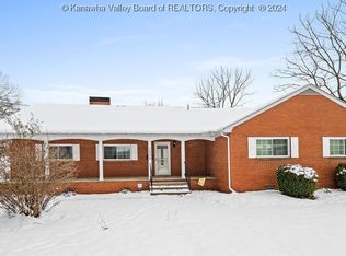 1004 S B St, Saint Albans, WV 25177