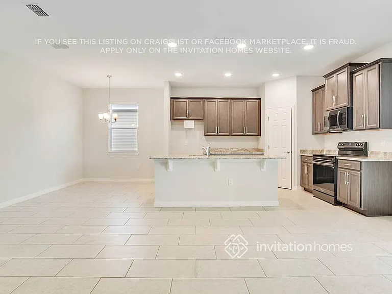 5625 Beggs Rd — Photo 5