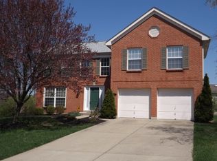 665 Westerly Dr, Crescent Springs, KY 41017
