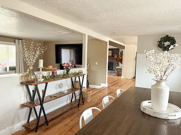 5th image of 4090 Capitol View Dr