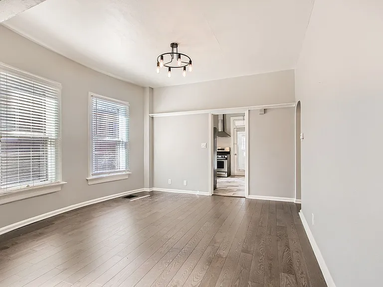 445 N Washington St — Photo 8