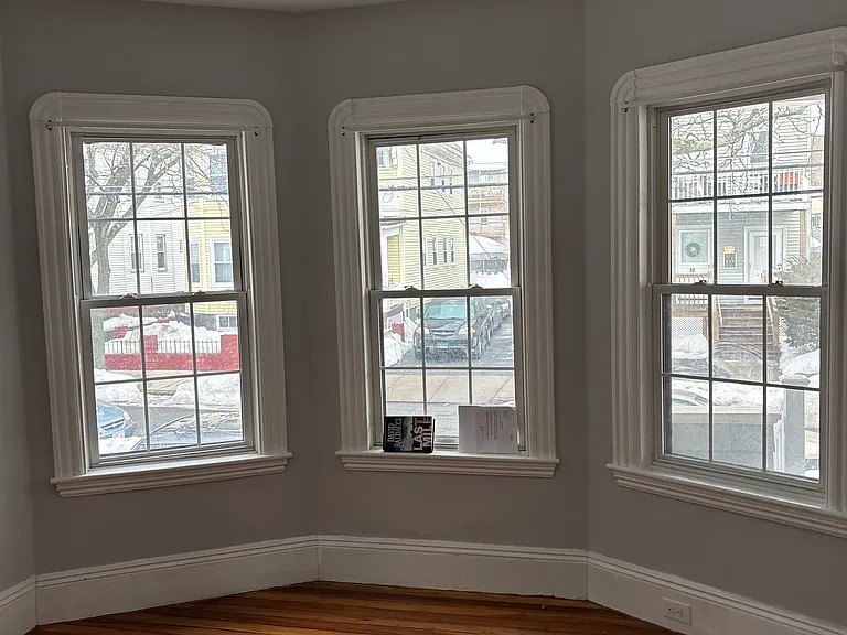 51 Glendale St #B — Photo 1