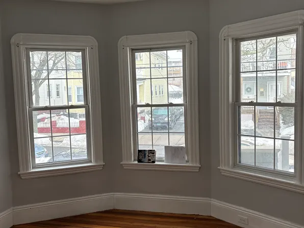 51 Glendale St, Everett, MA