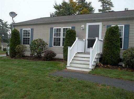 2nd image of 3404 Island Dr