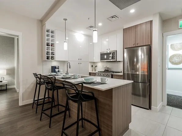 23200 Gilley Rd #209, Richmond, BC V6V 2L6