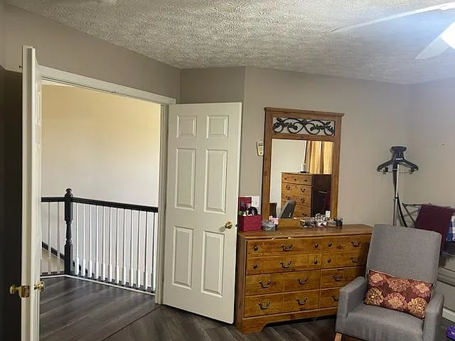 4542 Hearthstone Way — Photo 4