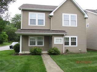 4983 Penny Ln, North Olmsted, OH 44070