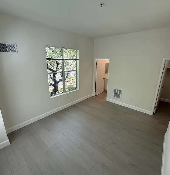 Montage Apartments — Photo 27