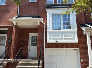 1591 S Parade Ct, Mississauga, ON L5M 6G1