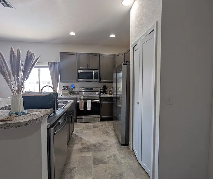 819 Channing St — Photo 9