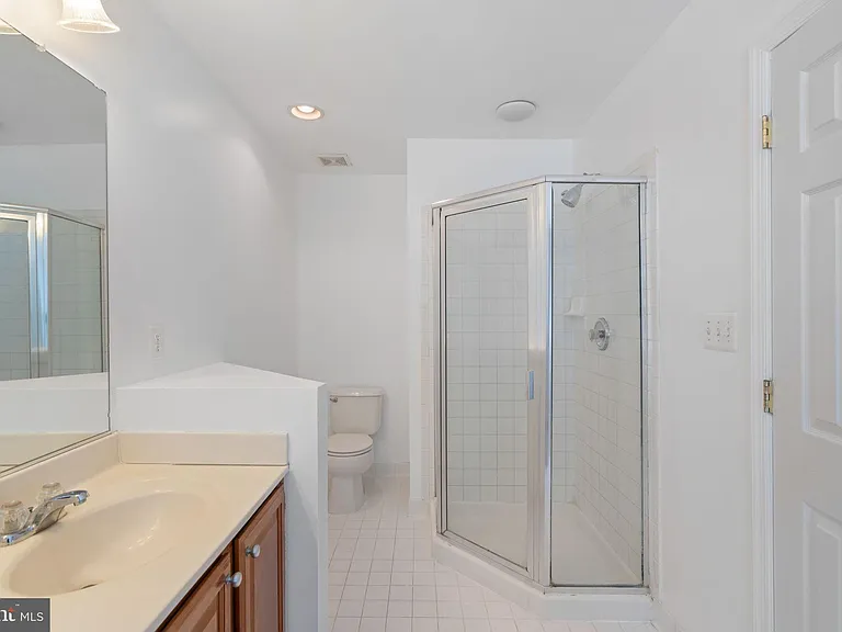 9023 Brewer Creek Pl — Photo 24