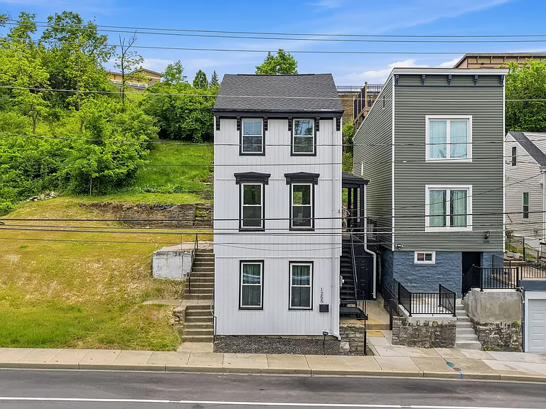 1255 W Pike St — Photo 42