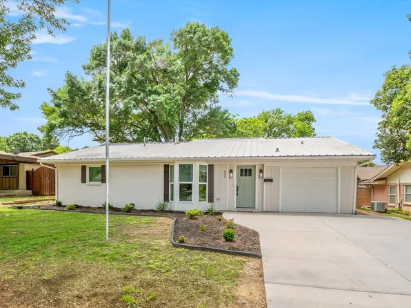 805 NW 14th St, Grand Prairie, TX 75050