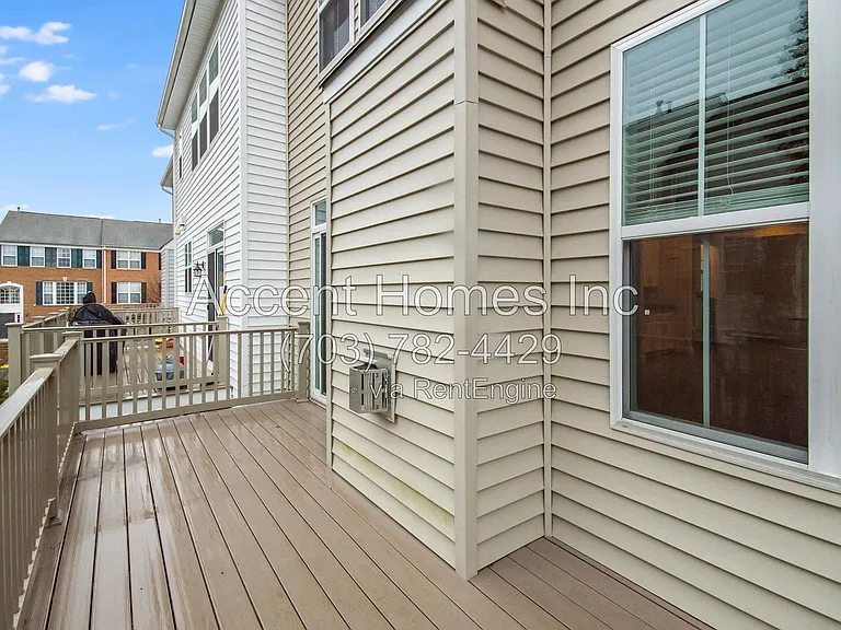 4734 Earl Flanagan Way — Photo 33