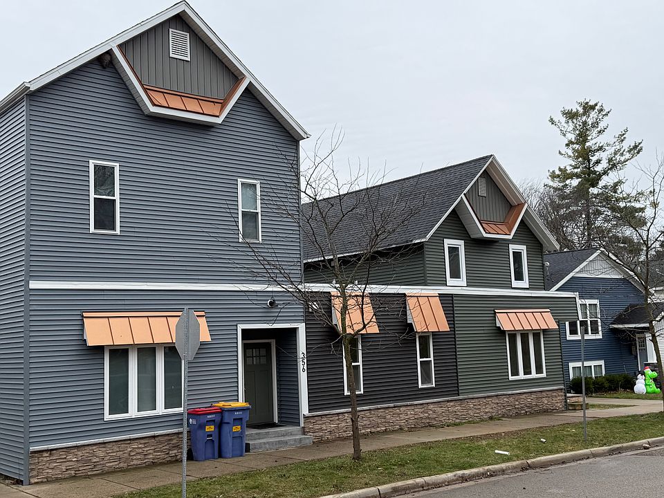 1st image of 352 Spencer St NE #2
