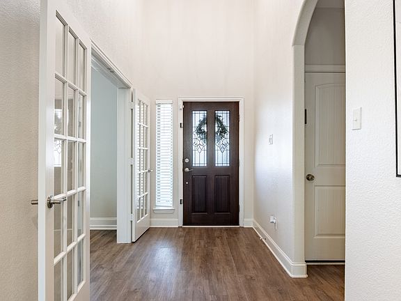 4th image of 12233 Ridgeback Dr