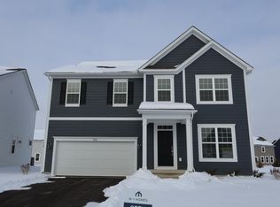 152 Sienna Glenn Dr, Lewis Center, OH 43035