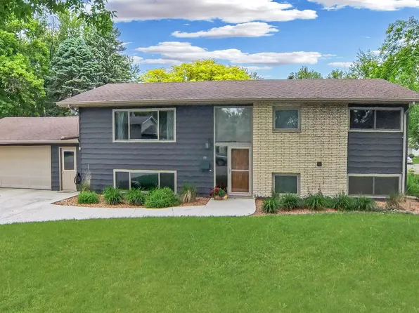 503 Washington Ave, Marshall, MN 56258