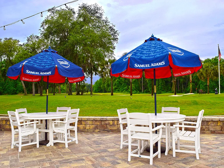 RESTAURANT PATIO OVERLOOKING GOLF COURSE