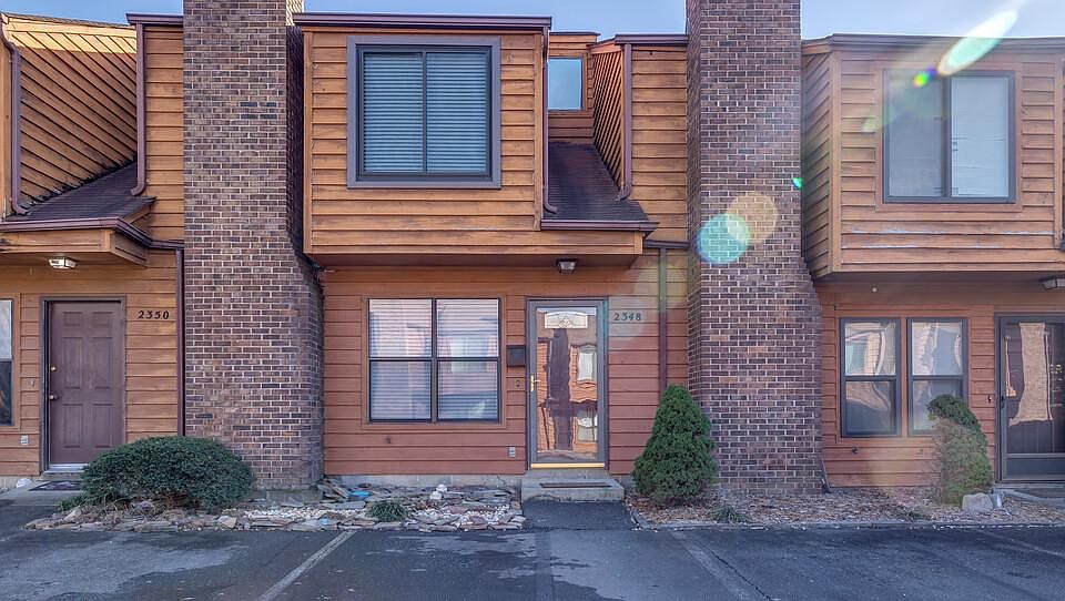 1st image of 2348 Brookview Ct