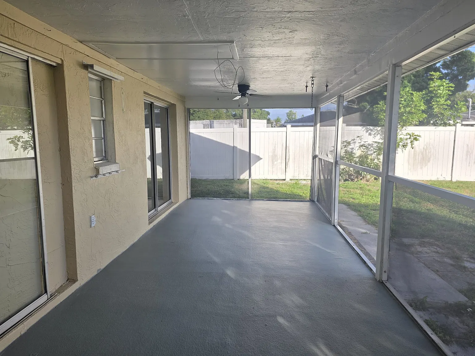 2 bed, 972 sqft, $2,000 — Photo 4