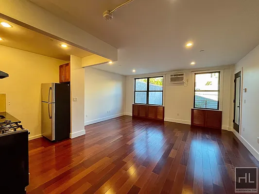 Rented by Highline Residential | media 4