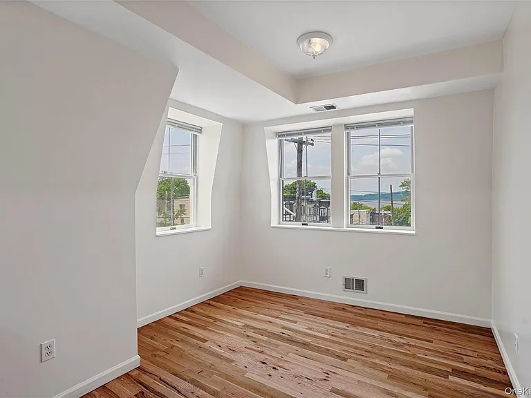 113 Main St #3S — Photo 10