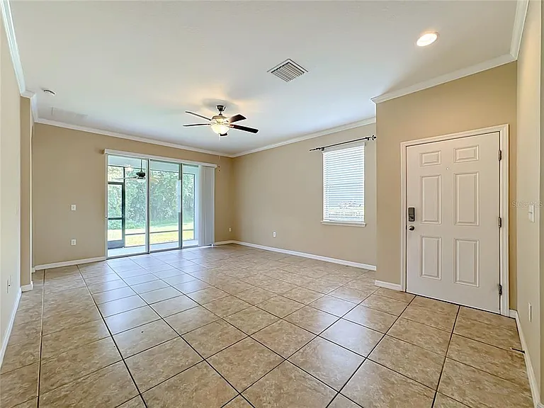 7434 Surrey Pines Dr — Photo 5