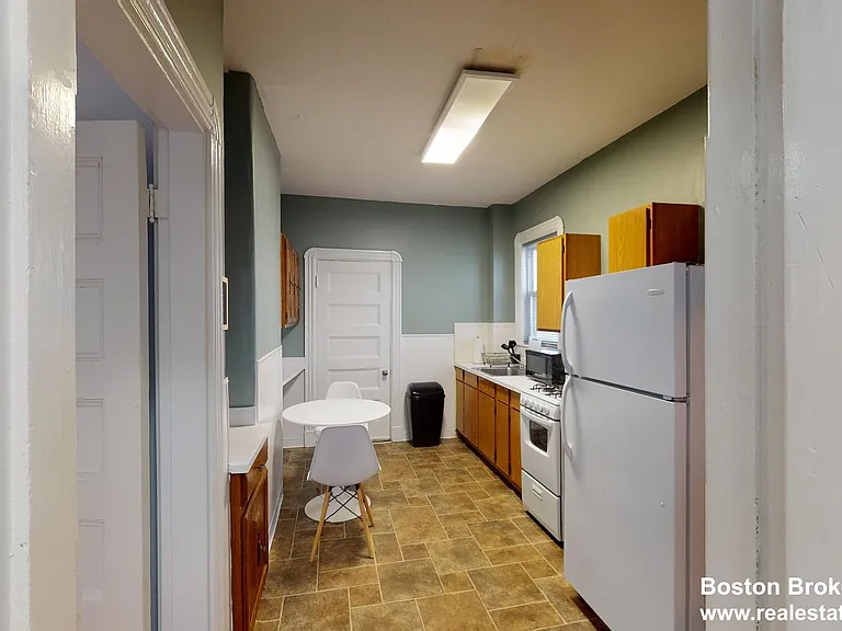 789 Columbia Rd #3 — Photo 3