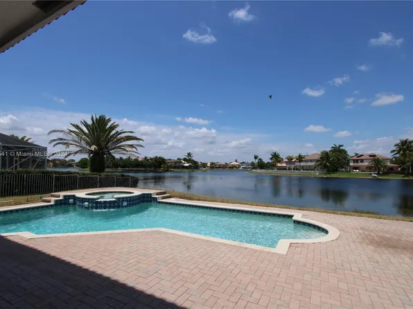 17231 SW 12th St, Pembroke Pines, FL 33029