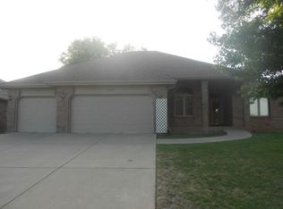2459 S Pembrook Ave, Springfield, MO 65807