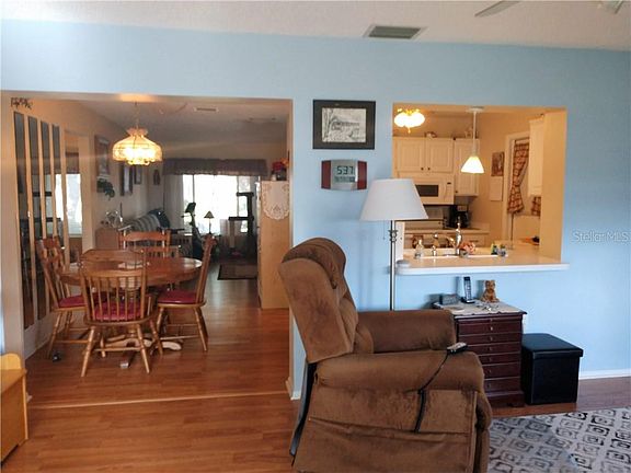 5th image of 9208 41st St N #5