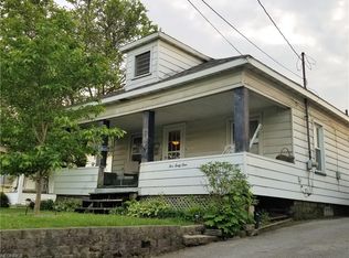 541 Garfield St, Struthers, OH 44471