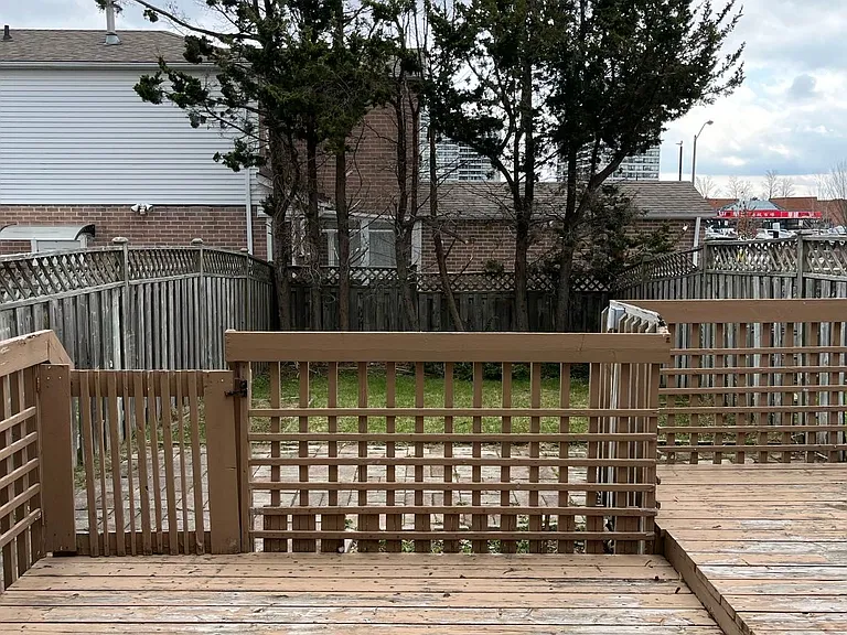 85 Penmarric Pl — Photo 24