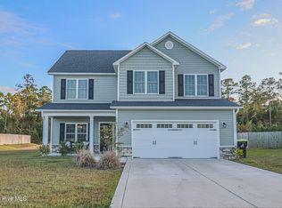 83 W Broughton Ln, Rocky Point, NC 28457